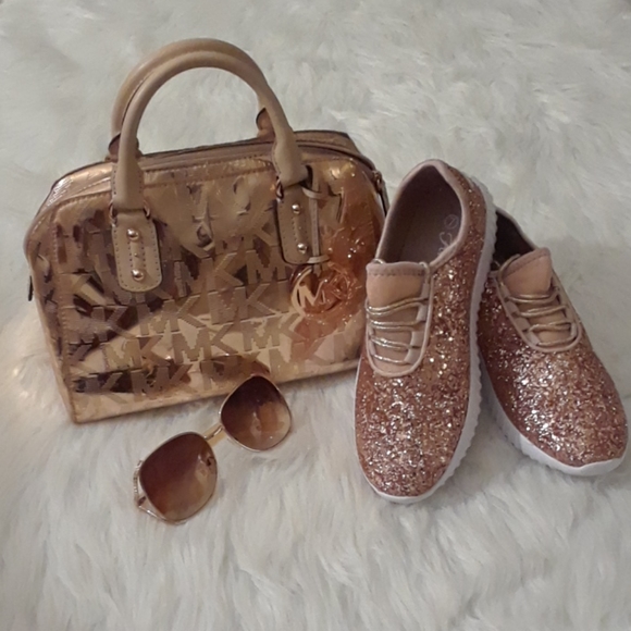 Michael Kors Handbags - TAKE 1/2 OFF Authentic Rose Gold Metallic MK Bag